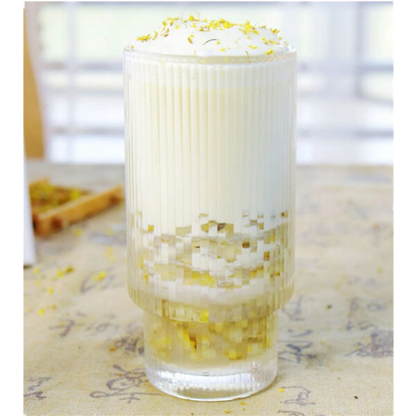 osmanthus oolong tea applying as milk tea